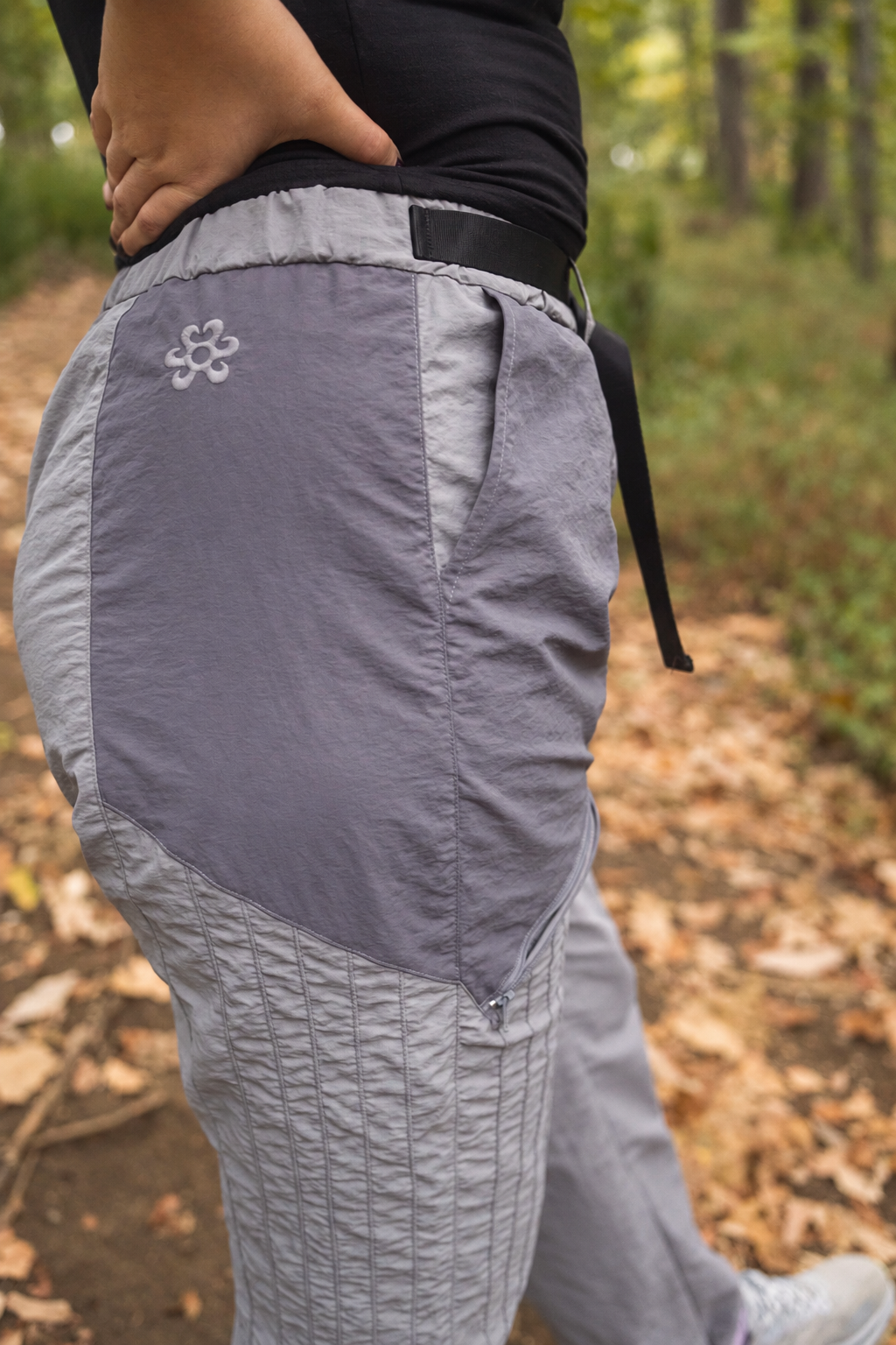 No Rush Leaf Pant - Grey